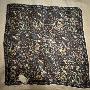 Fable England Wolf Garden Navy Square Scarf BNWT